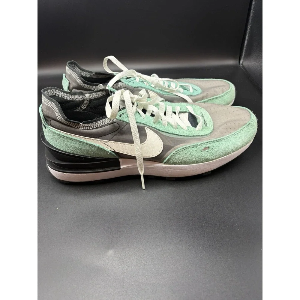 Nike Waffle One SE Waffle One Men's Size 10 Black Light Menta DD8014-005